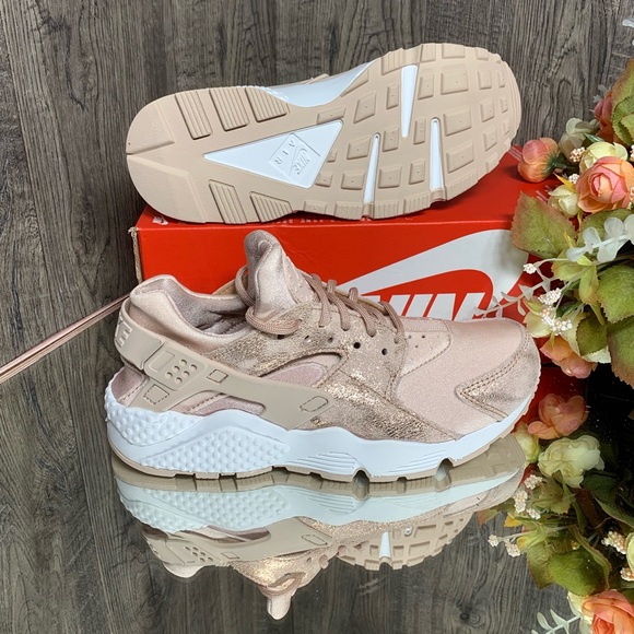 ❤️ WMNS NIKE AIR HUARACHE RUN Particle Beige/Parti - Picture 7 of 8